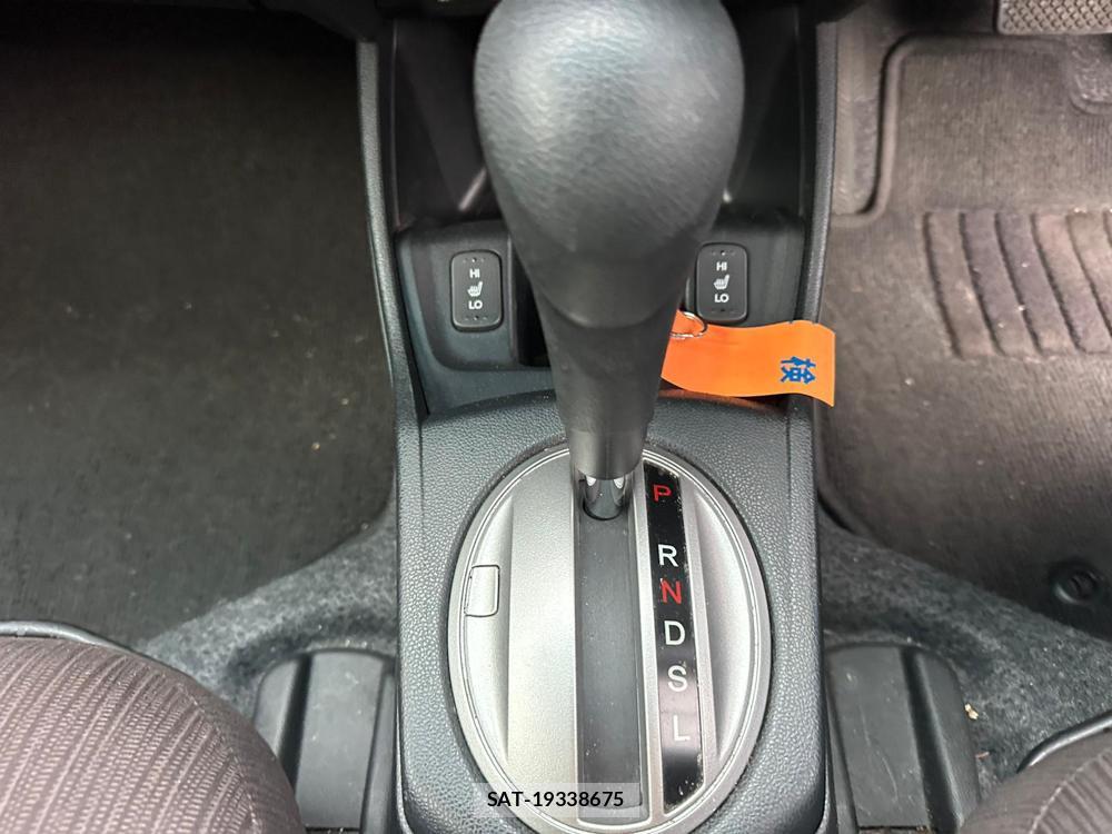 Honda FIT 2011 6848853-19