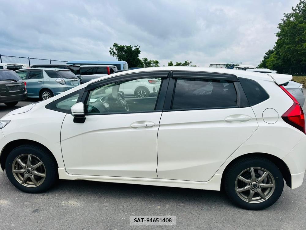 Honda FIT 2014 6735236-1