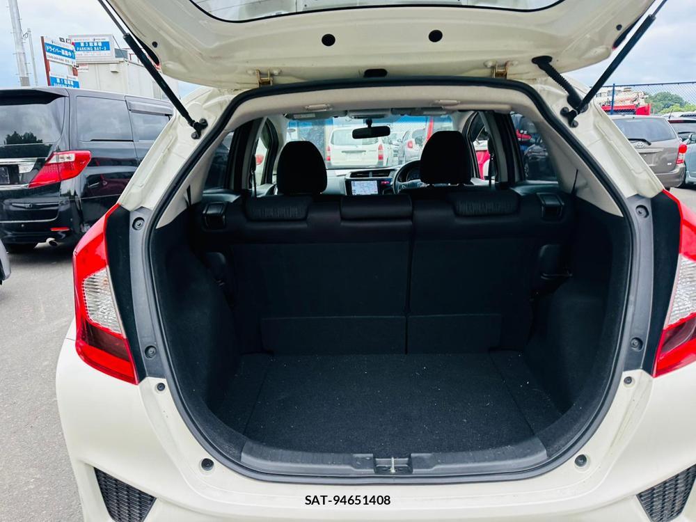 Honda FIT 2014 6735236-24