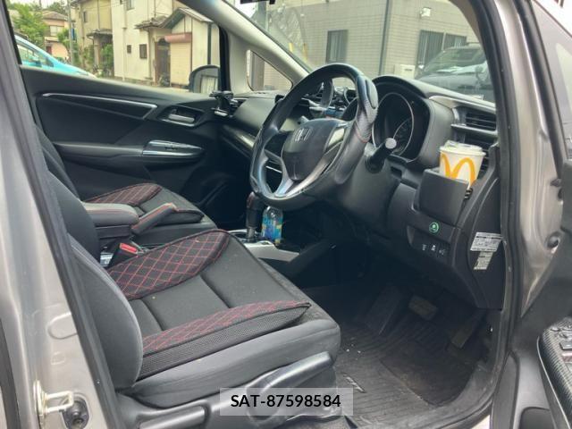 Honda FIT 2016-09 7058527-15