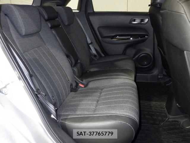 Honda FIT 2021 7044773-4