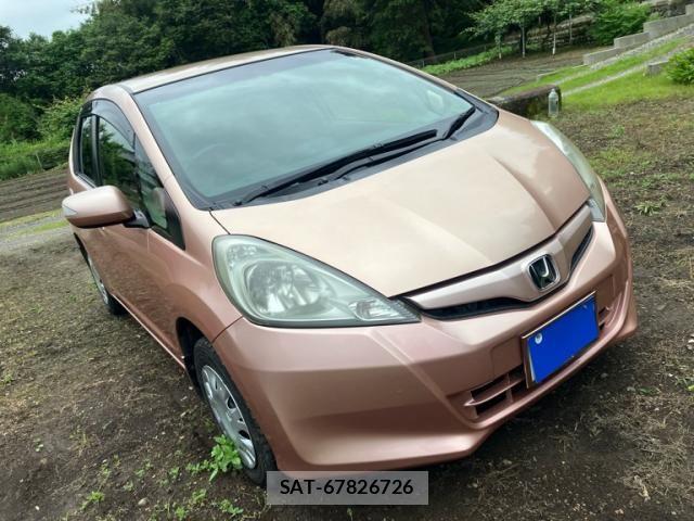 Honda FIT 2013-07 7058532-1
