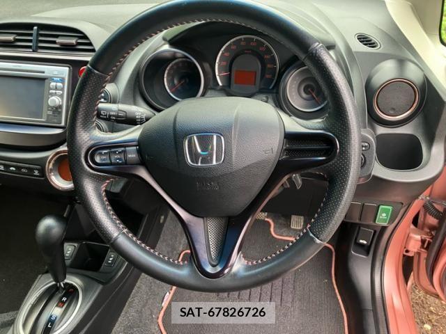Honda FIT 2013-07 7058532-8