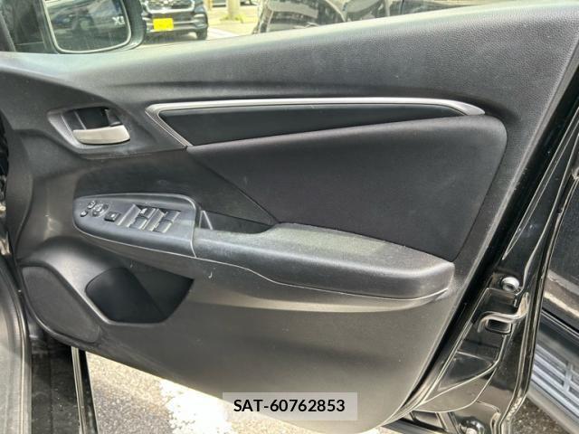 Honda FIT 2014-06 7058530-14