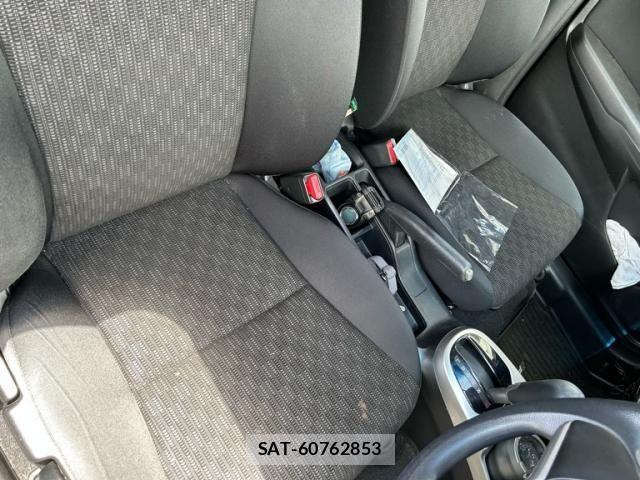 Honda FIT 2014-06 7058530-17
