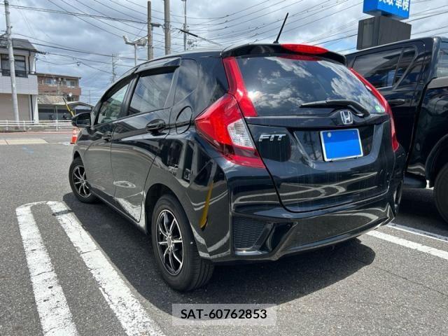 Honda FIT 2014-06 7058530-6