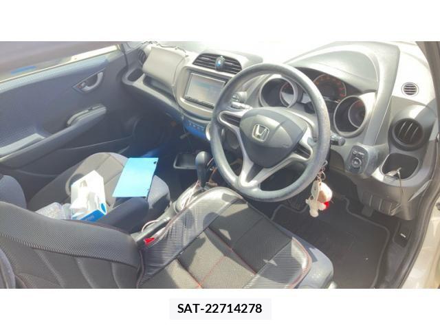 Honda FIT 2007-11 7058536-14