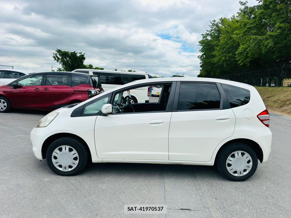Honda FIT 2010 7013715-1
