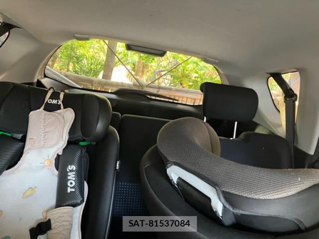 Honda FIT 2010-04 7218537-23