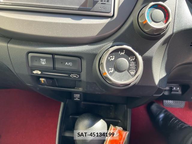 Honda FIT 2012-02 7218542-15