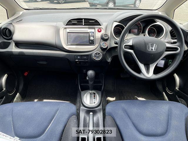 Honda FIT 2011-07 7218541-1