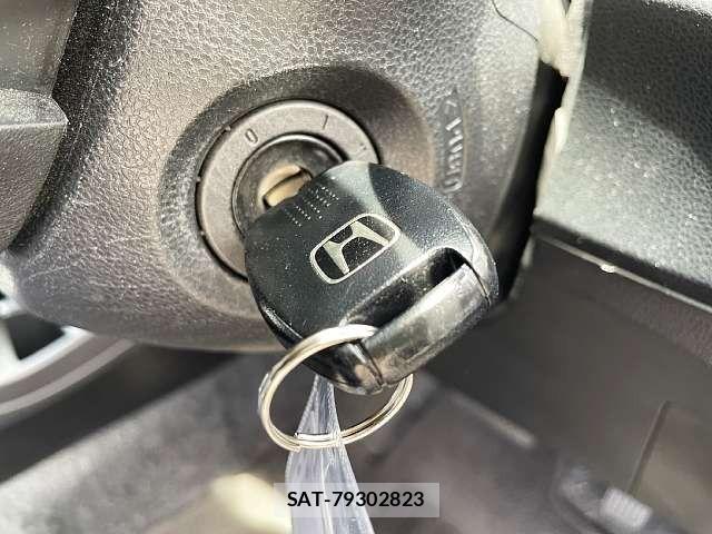 Honda FIT 2011-07 7218541-4
