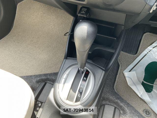 Honda FIT 2011-12 7218543-12