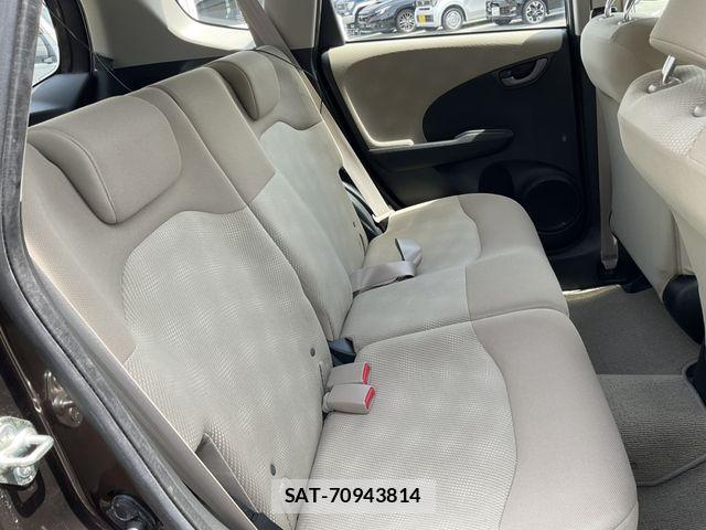 Honda FIT 2011-12 7218543-16