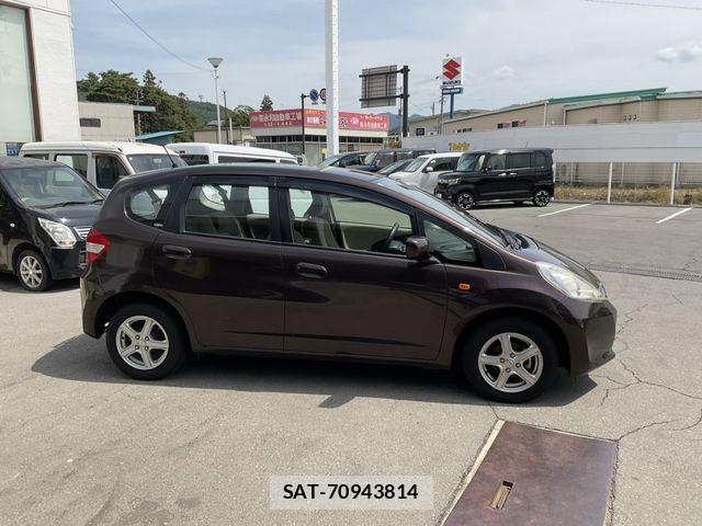 Honda FIT 2011-12 7218543-3
