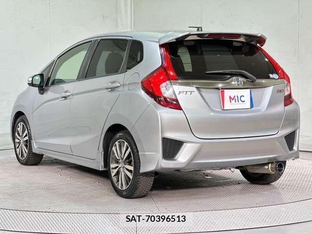 Honda FIT 2014-01 7218549-6