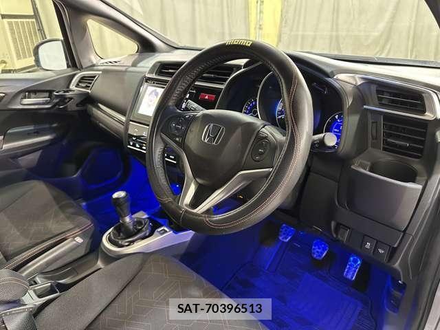 Honda FIT 2014-01 7218549-8