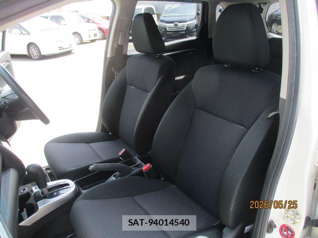 Honda FIT 2018-01 7218557-13
