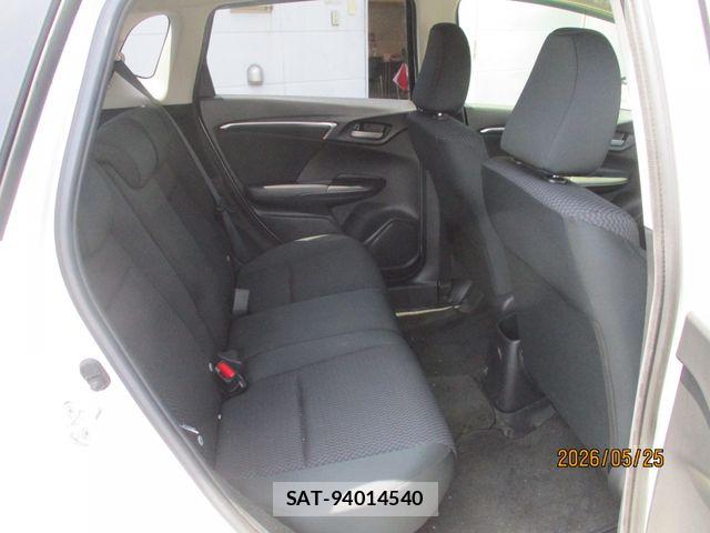 Honda FIT 2018-01 7218557-14