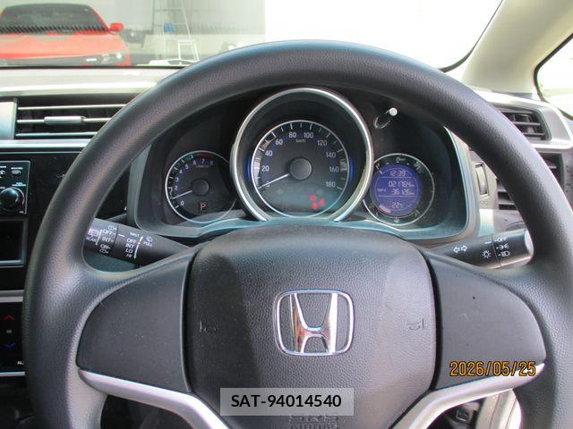 Honda FIT 2018-01 7218557-17