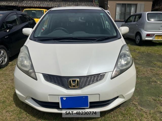 Honda FIT 2009-09 7218524-0