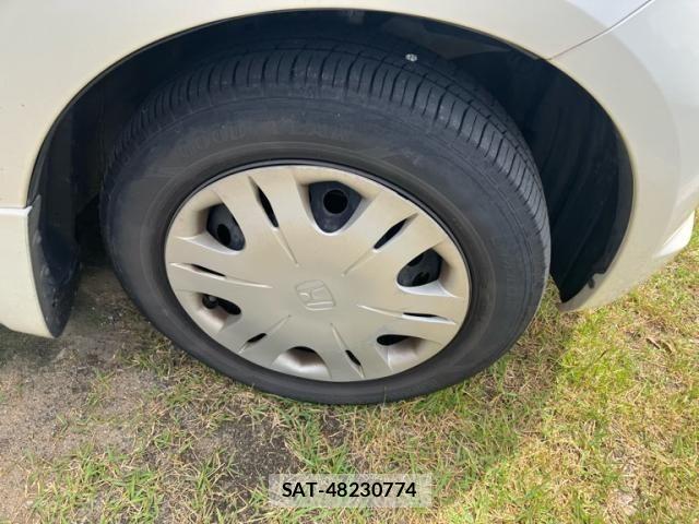 Honda FIT 2009-09 7218524-3
