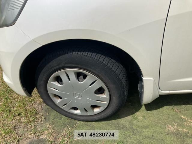 Honda FIT 2009-09 7218524-5