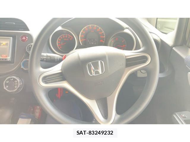 Honda FIT 2010-03 7218536-11