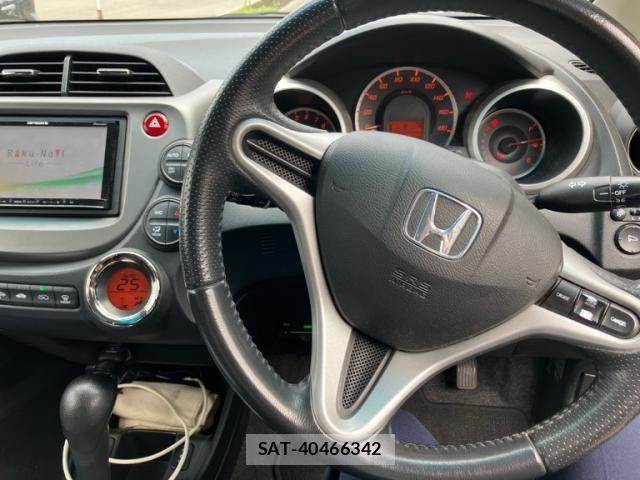 Honda FIT 2011-03 7218539-13