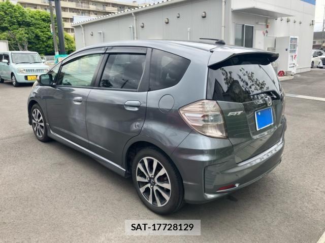 Honda FIT 2013-06 7218544-3
