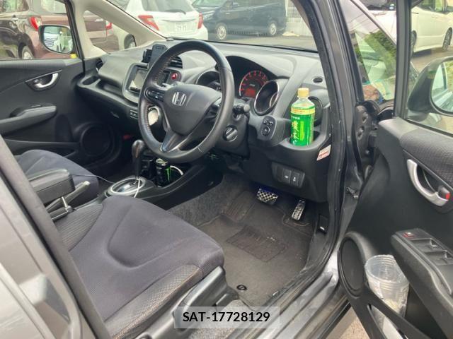 Honda FIT 2013-06 7218544-5
