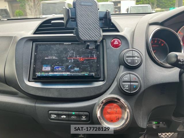Honda FIT 2013-06 7218544-8