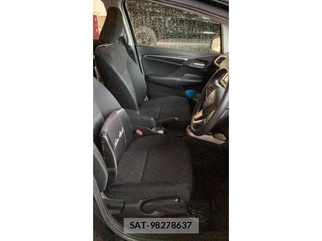 Honda FIT 2013-11 7218546-6
