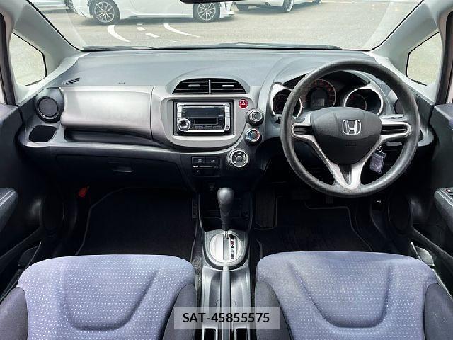 Honda FIT 2010-06 7218534-1
