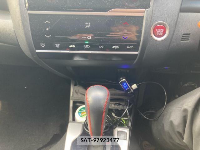 Honda FIT 2015-02 7218551-16