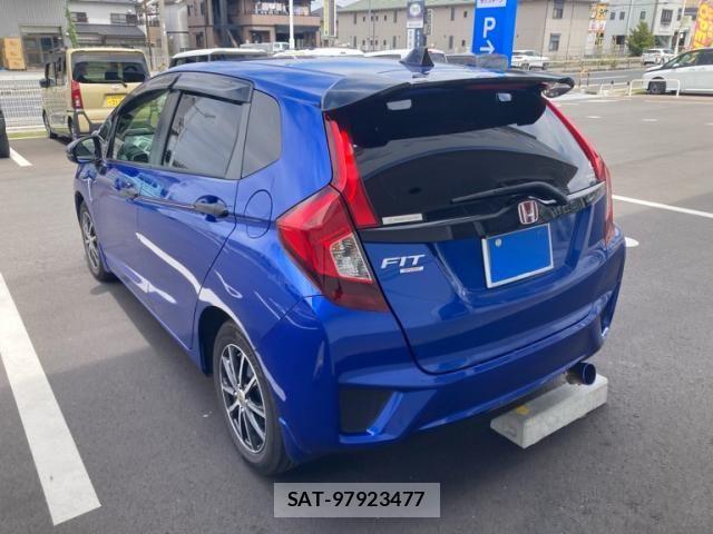 Honda FIT 2015-02 7218551-3