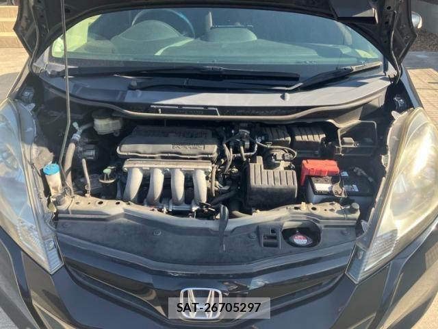 Honda FIT 2013-06 7218547-19