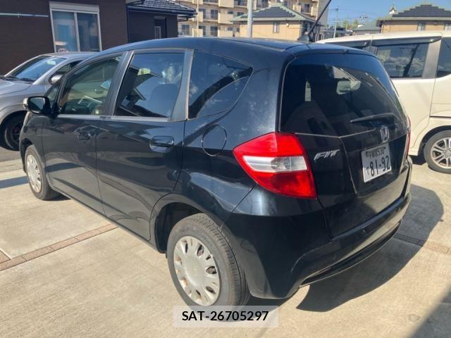 Honda FIT 2013-06 7218547-3