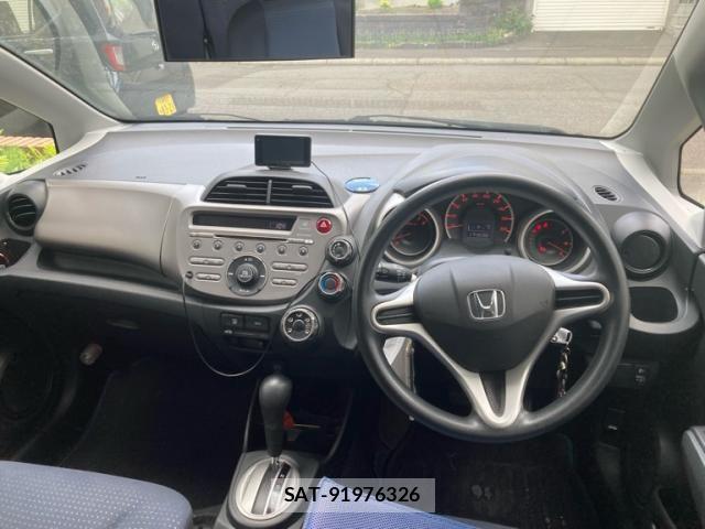 Honda FIT 2009-08 7218528-19