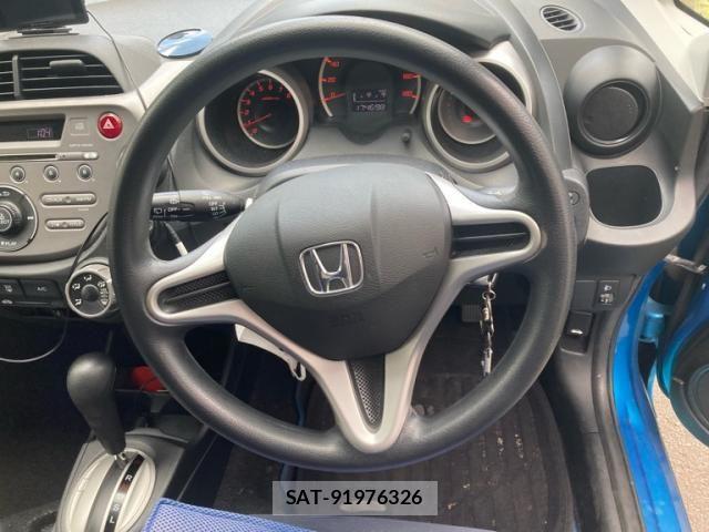 Honda FIT 2009-08 7218528-21