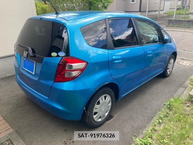 Honda FIT 2009-08 7218528-2
