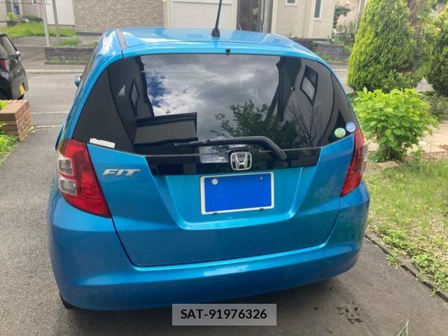 Honda FIT 2009-08 7218528-3