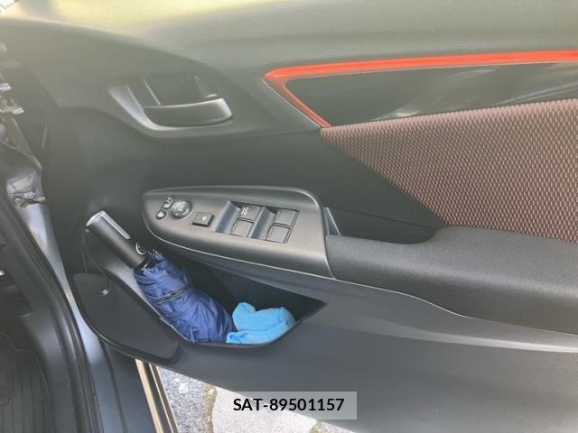 Honda FIT 2019-03 7218556-13