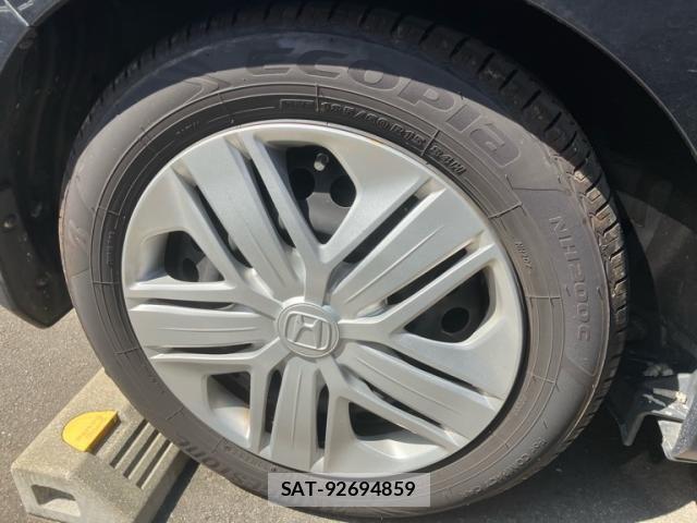 Honda FIT 2019-06 7218559-7