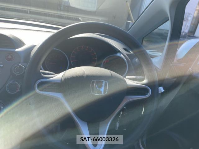 Honda FIT 2010-01 7218532-13