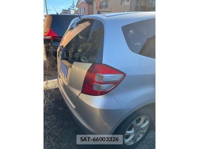 Honda FIT 2010-01 7218532-2