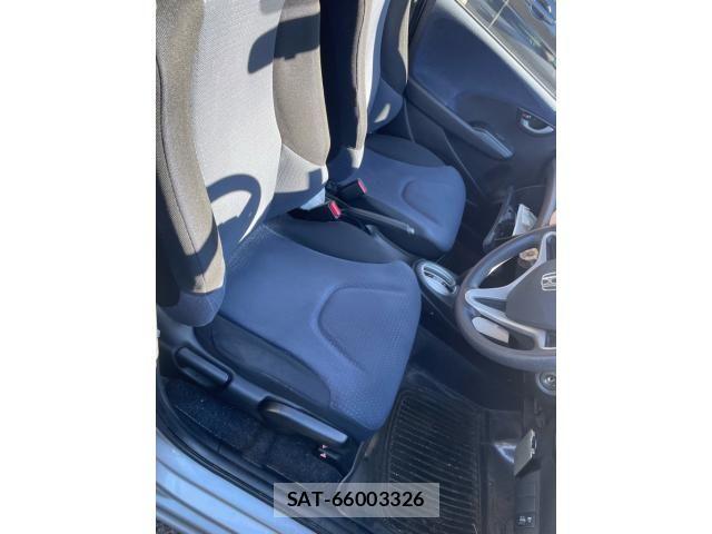 Honda FIT 2010-01 7218532-7