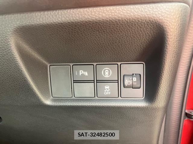 Honda FIT 2021-01 7218571-16