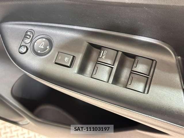 Honda FIT 2014-12 7218554-14