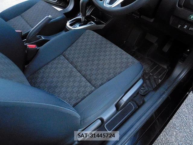Honda FIT 2016-07 7218553-16